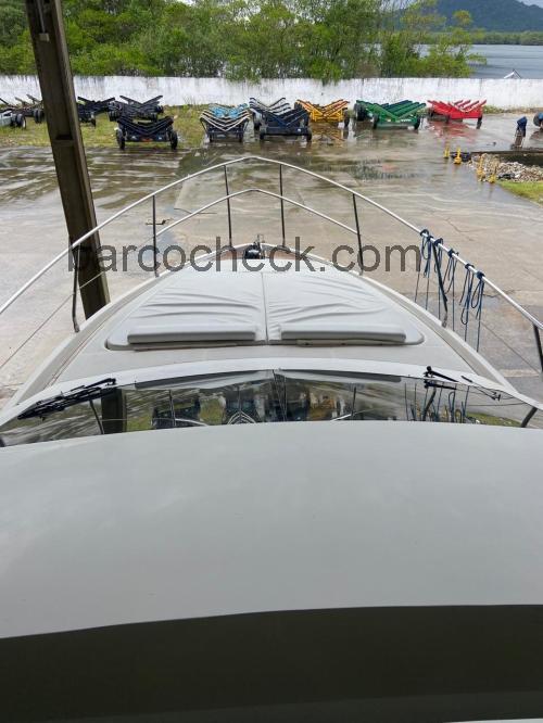 Azimut 400 ficha tecnica 